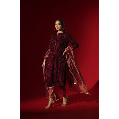 Naseebo Maroon Noir Luxe Velvet Kurta with Pant & Dupatta