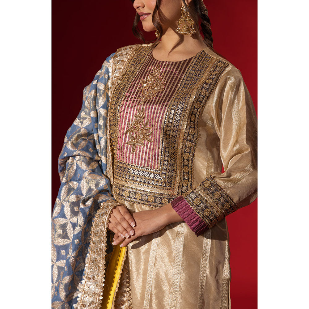 Naseebo Tapestry Cream Brocade Kurta with Pant & Dupatta