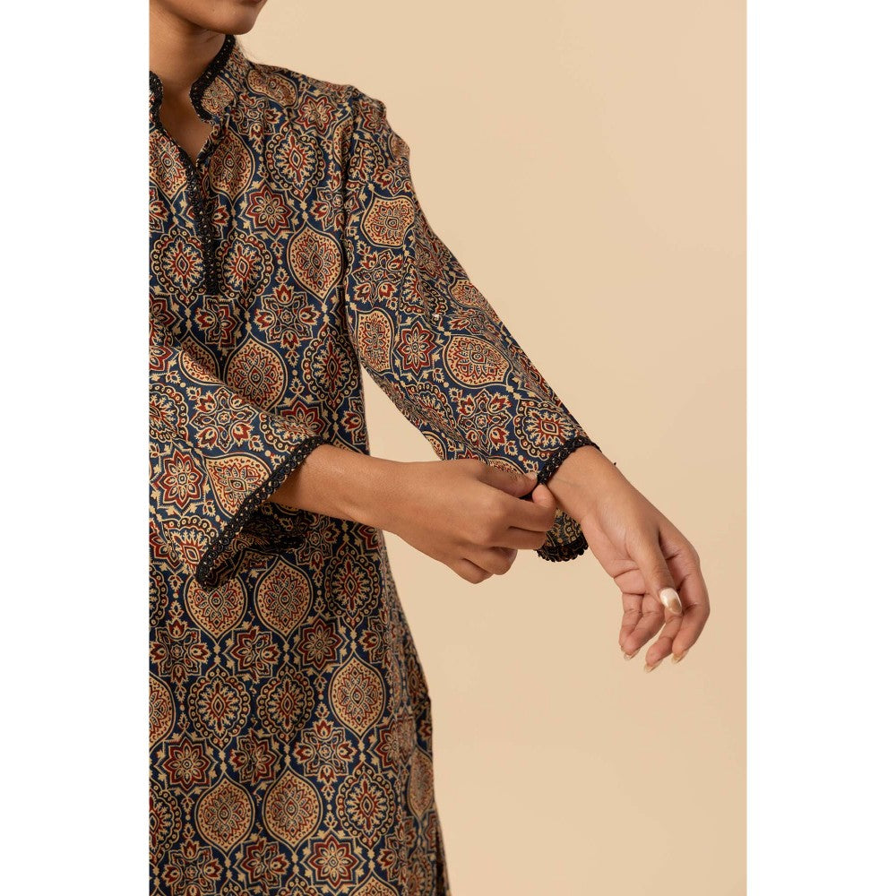 Naseebo Earthen Mirage Ajrakh Printed Farshi Coord Set