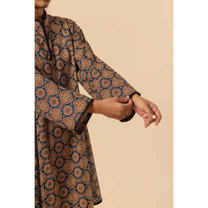 Naseebo Indigo Maze Ajrakh Printed Farshi Coord Set