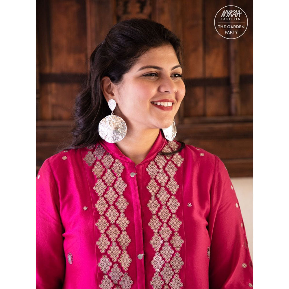 Valliyan Beaten Metal Earrings Round