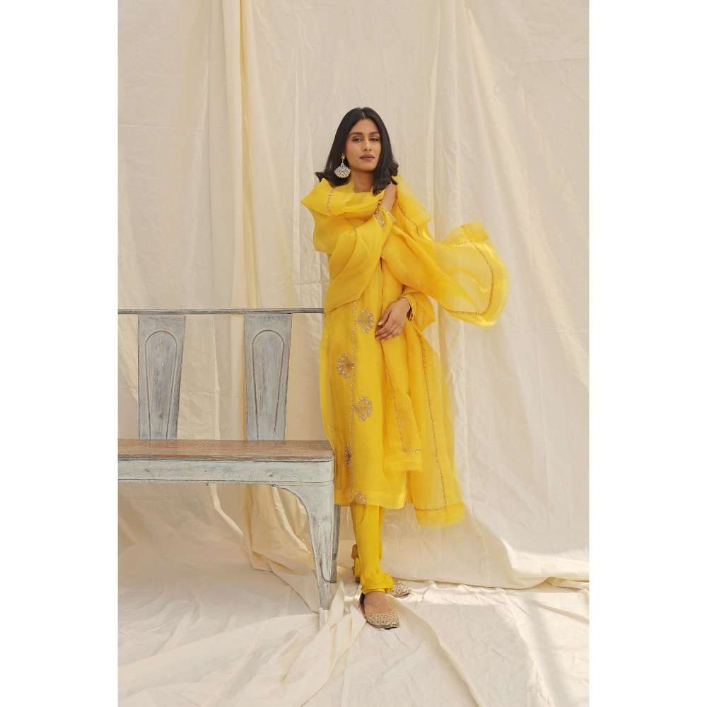 Neelu Sethi Yellow Hand Embroidered Kurta and Churidar with Dupatta (Set of 3)