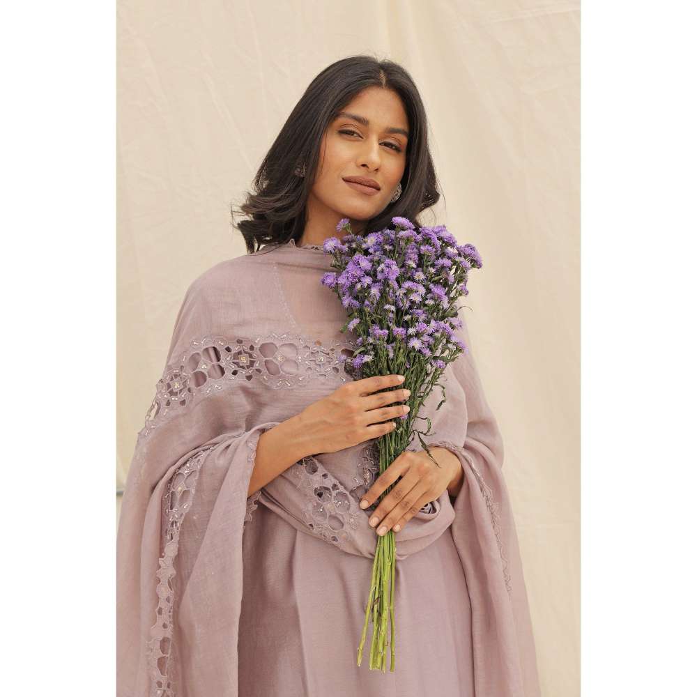 Neelu Sethi Lavender Embroidered Kurta With Pant and Dupatta (Set of 3)