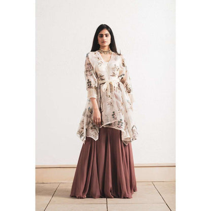 Neelu Sethi Georgette Plain Skirt With Hand Embroidery Cape- Blouse and Belt (Set of 4)