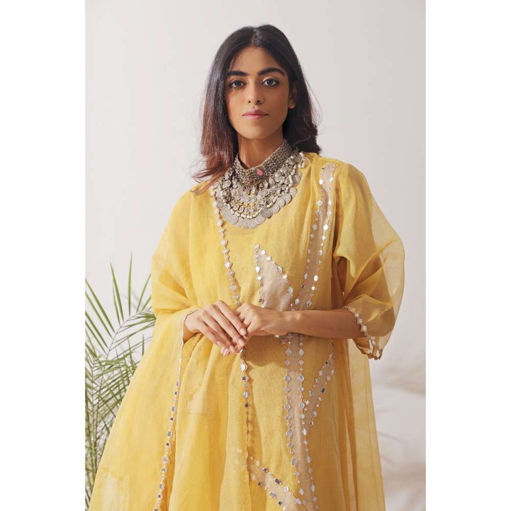 Neelu Sethi Chanderi Mirror Work Kurta And Satin Pant With Dupatta (Set of 3)