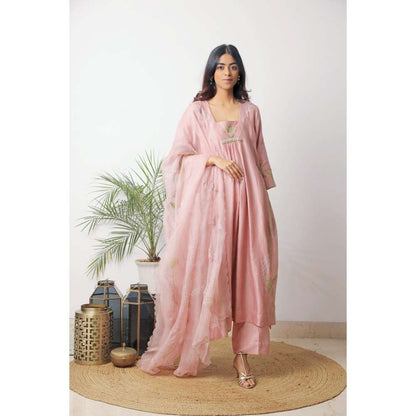 Neelu Sethi Pink Chanderi Kurta With Satin Pant And Embroidered Dupatta (Set of 3)