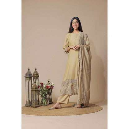 Neelu Sethi Gold Chanderi Kurta With Pant And Embroidered Dupatta (Set of 3)