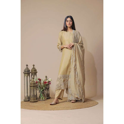 Neelu Sethi Gold Chanderi Kurta With Pant And Embroidered Dupatta (Set of 3)