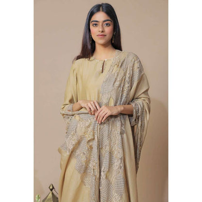 Neelu Sethi Gold Chanderi Kurta With Pant And Embroidered Dupatta (Set of 3)