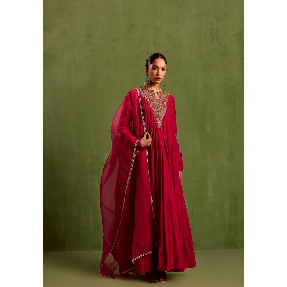 Neha Khullar Pink Chanderi Silk Embroidery Dabka Notched Hand Yoke Anarkali With Dupatta