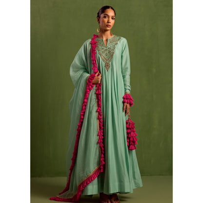 Neha Khullar Blue Chanderi Silk Hand Embroidered Kurta Set
