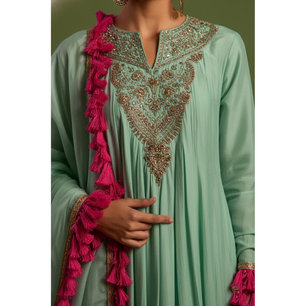 Neha Khullar Blue Chanderi Silk Hand Embroidered Kurta Set