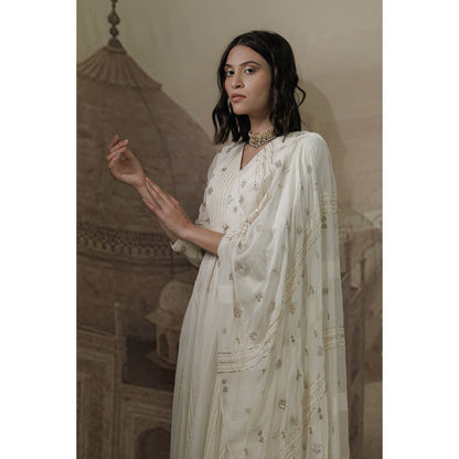 Neha Tarun White Embroidered Kurta with Attached Dupatta and Pant (Set of 2)