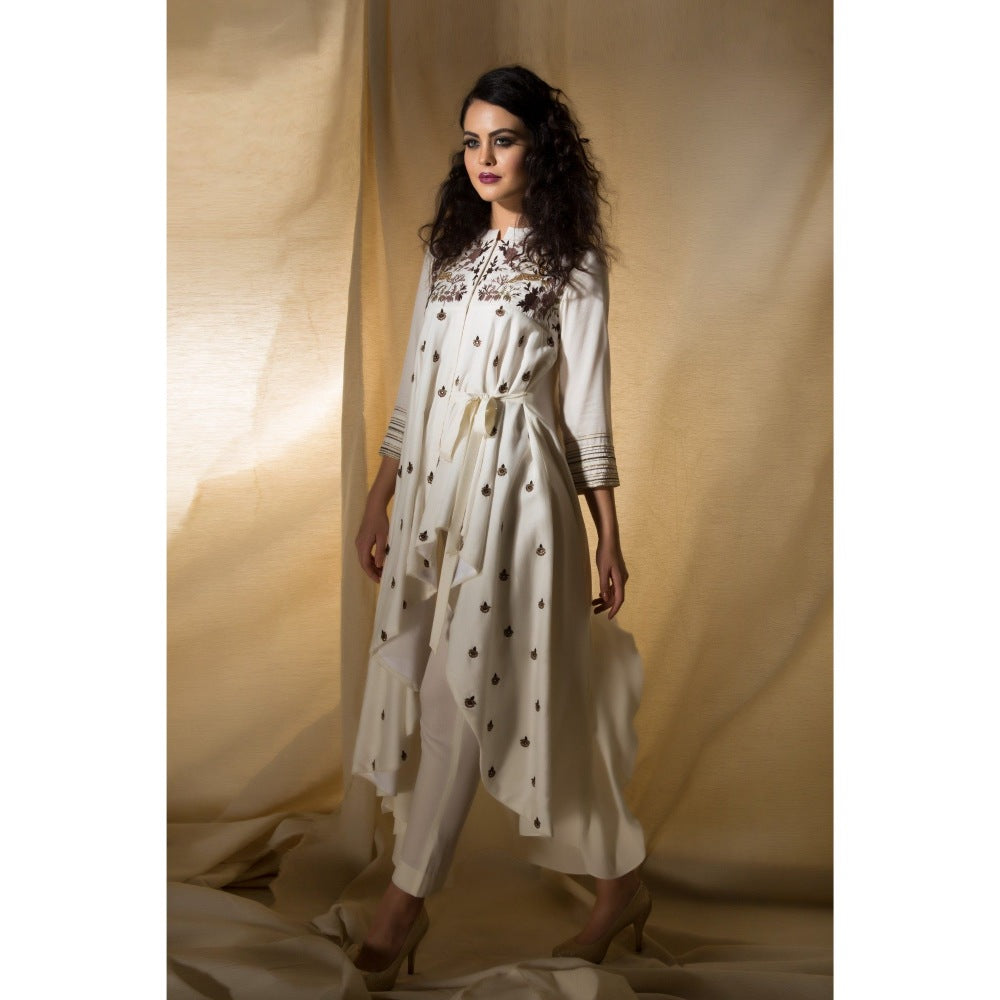 Neha Tarun Ivory Embroidered Kurta with Pant (Set of 2)