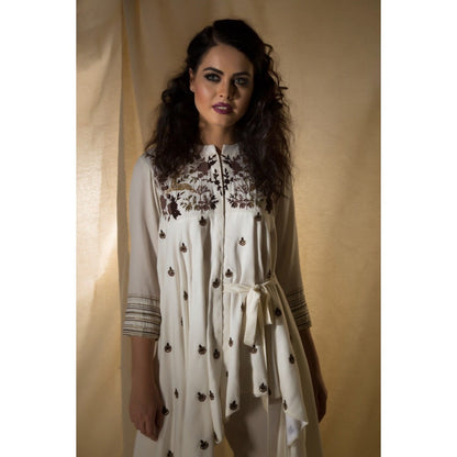 Neha Tarun Ivory Embroidered Kurta with Pant (Set of 2)