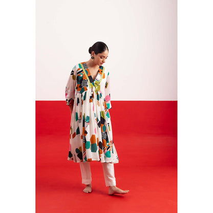 NEHER Mosa White Ruffled Kurta with Pant