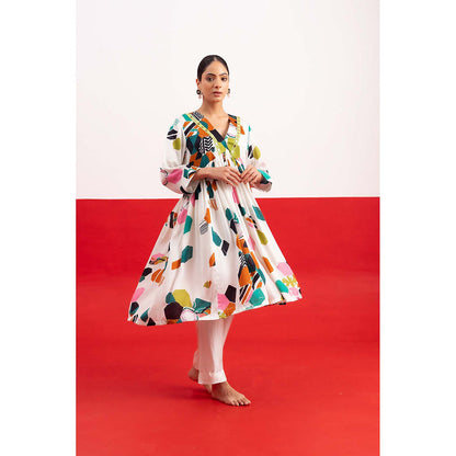 NEHER Mosa White Ruffled Kurta with Pant