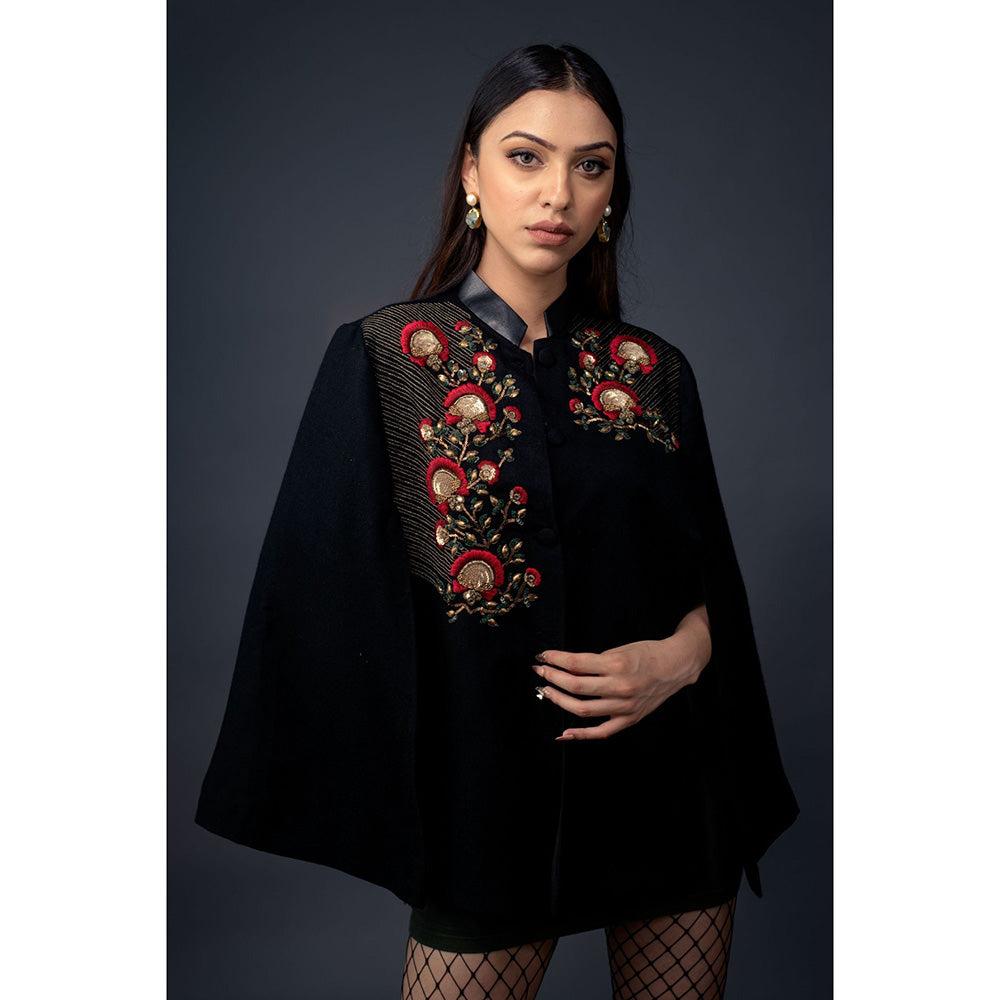 NEIZA Black with Golden Stripe Anchor Embroidery Cape