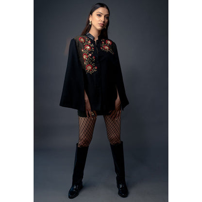 NEIZA Black with Golden Stripe Anchor Embroidery Cape