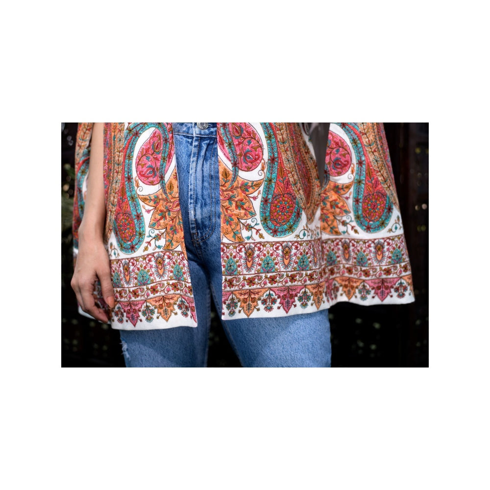 NEIZA Multi-Colour Paisley Design Cape