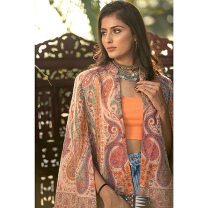 NEIZA Classic Peach Paisley Cape
