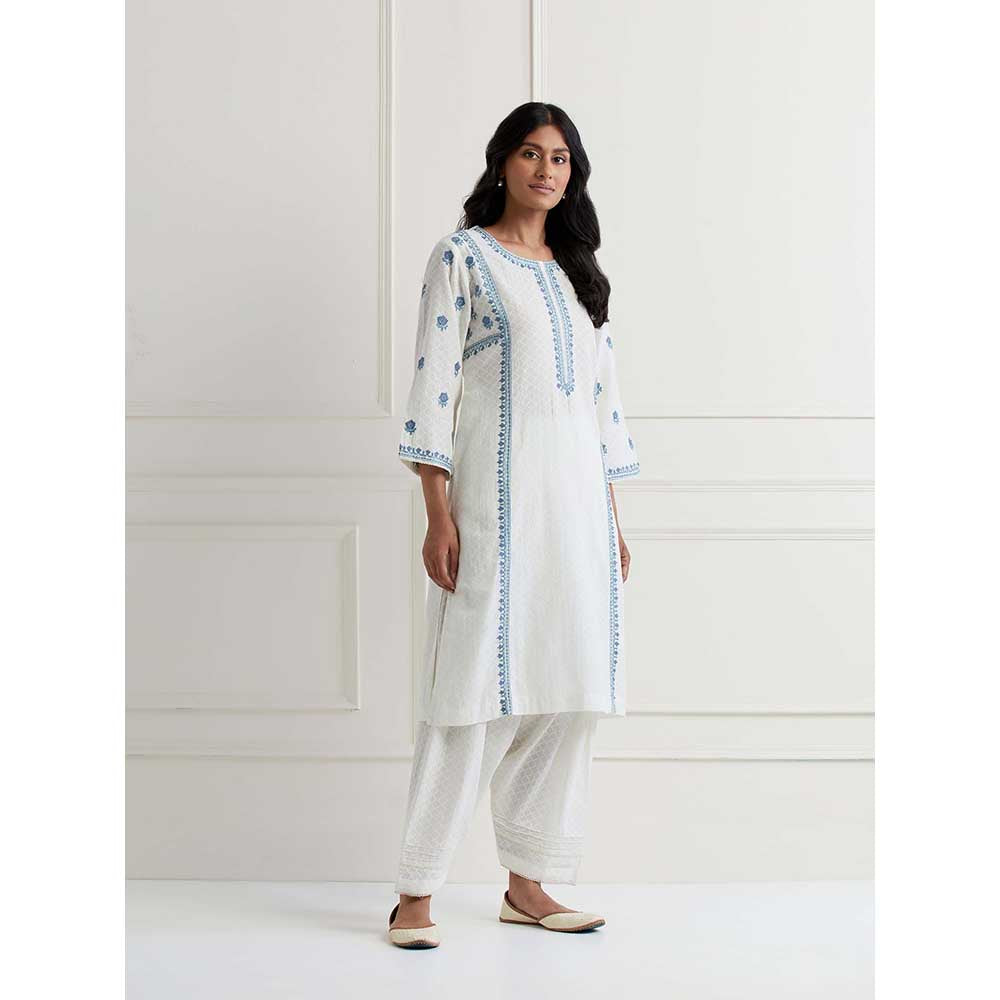 NEMAANI Off White Embroidered Kurta with Pant (Set of 2)