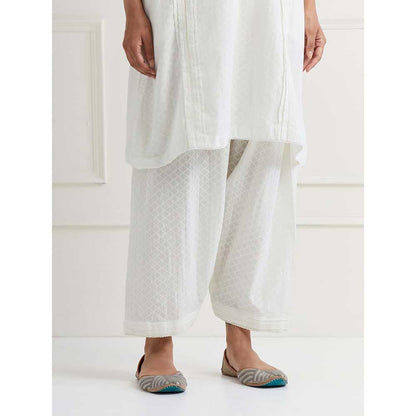 NEMAANI Off White Embroidered Kurta with Salwar Pant (Set of 2)