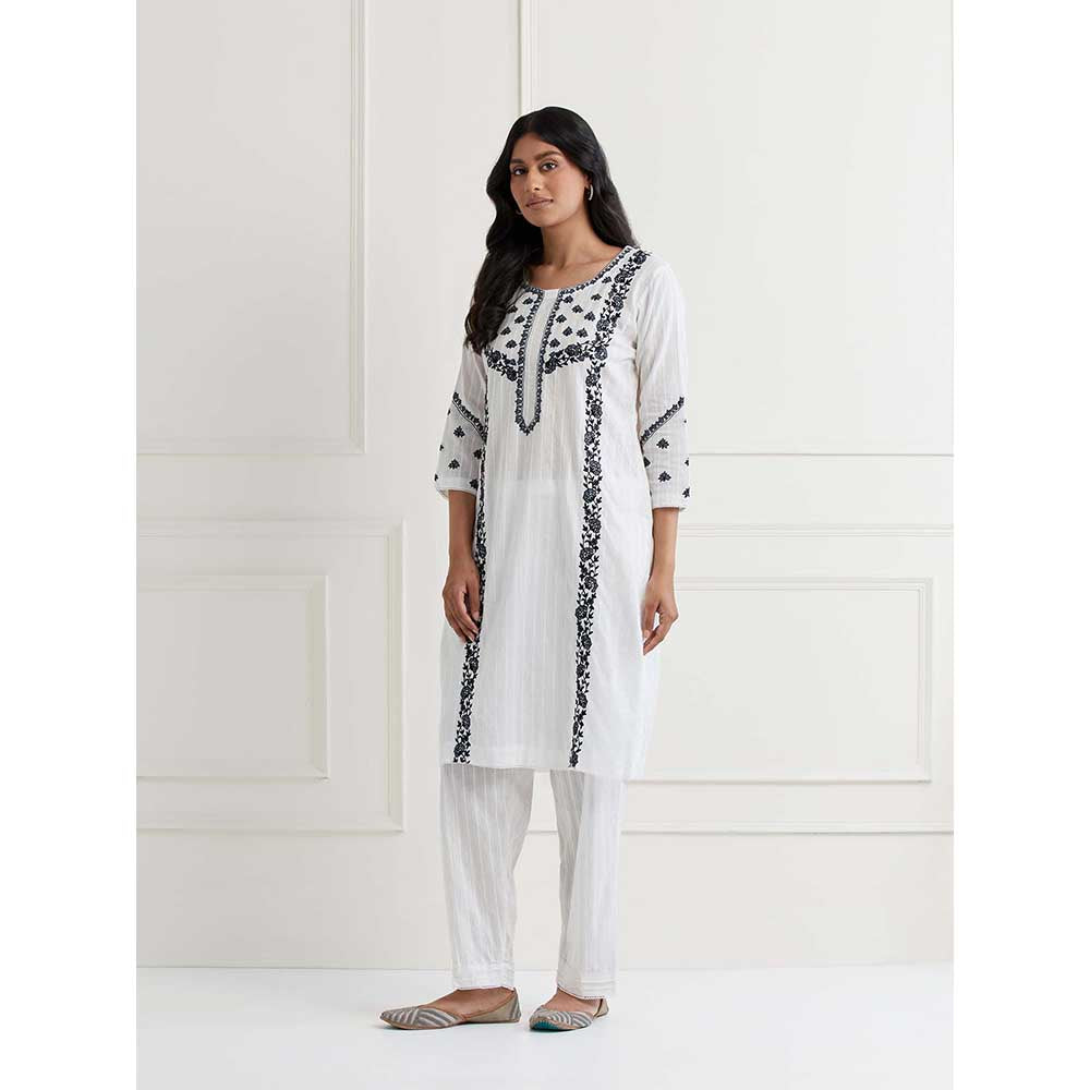 NEMAANI White Embroidered Kurta with Pant (Set of 2)