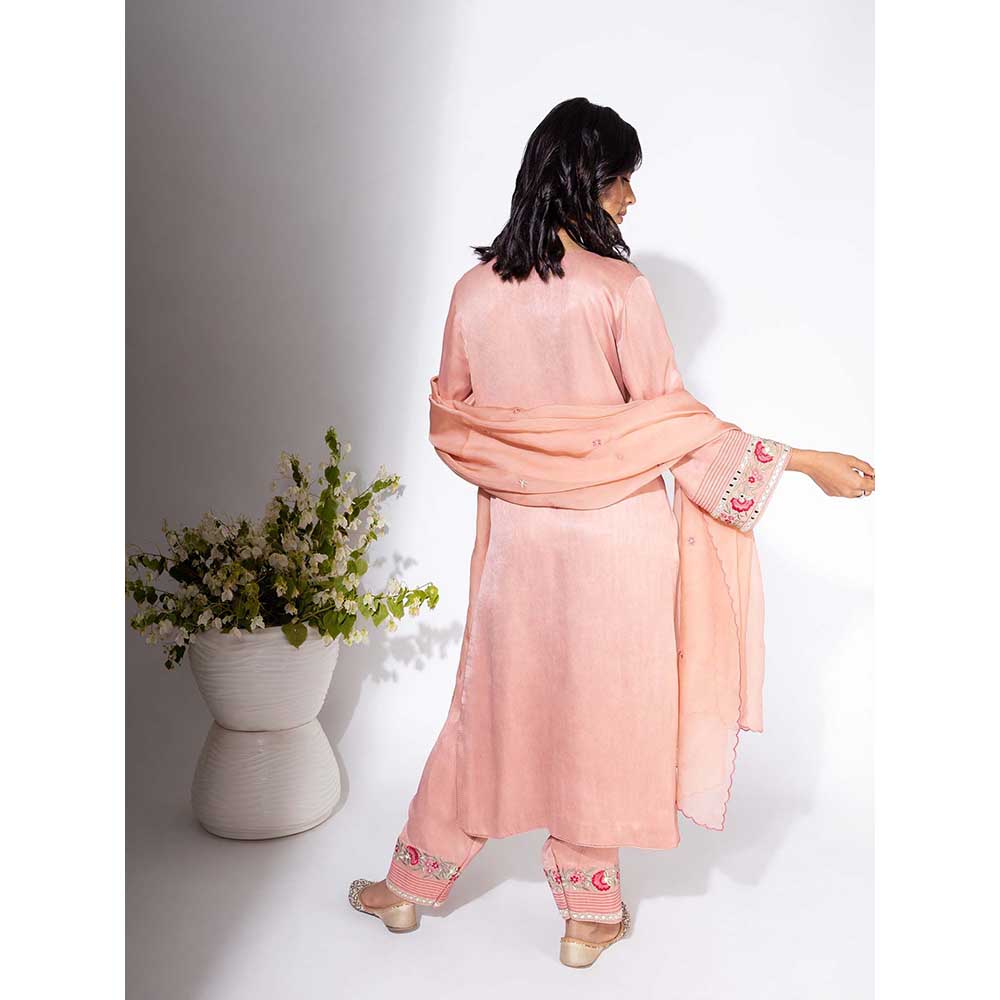 NEMAANI Pink Kurta with Pant and Dupatta (Set of 3)