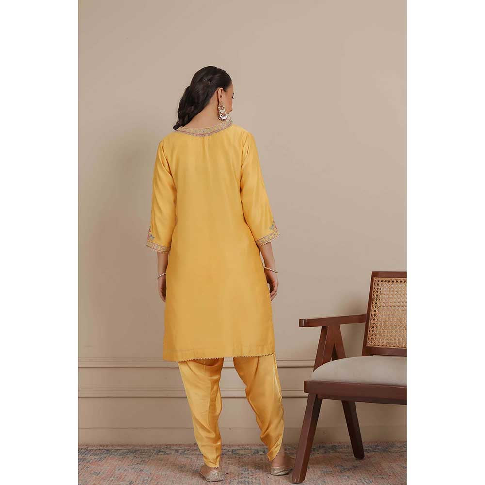 NEMAANI Yellow Kurta with Dhoti Pant (Set of 2)
