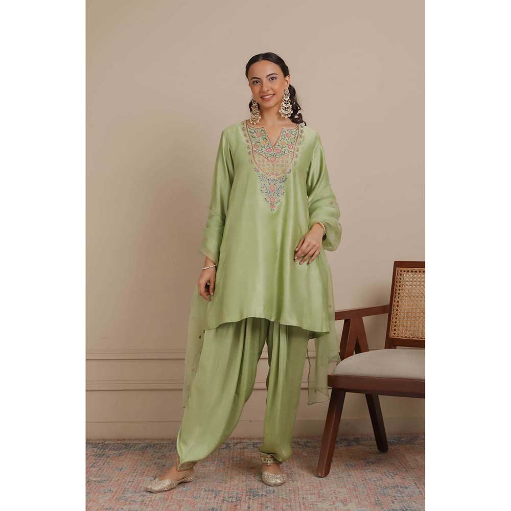 NEMAANI Green A-Line Kurta with Salwar Pant and Dupatta (Set of 3)