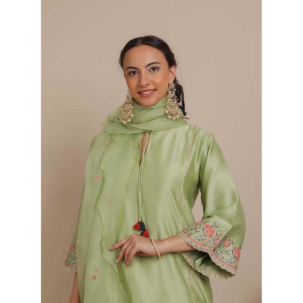 NEMAANI Green Kurta with Pant and Dupatta (Set of 3)