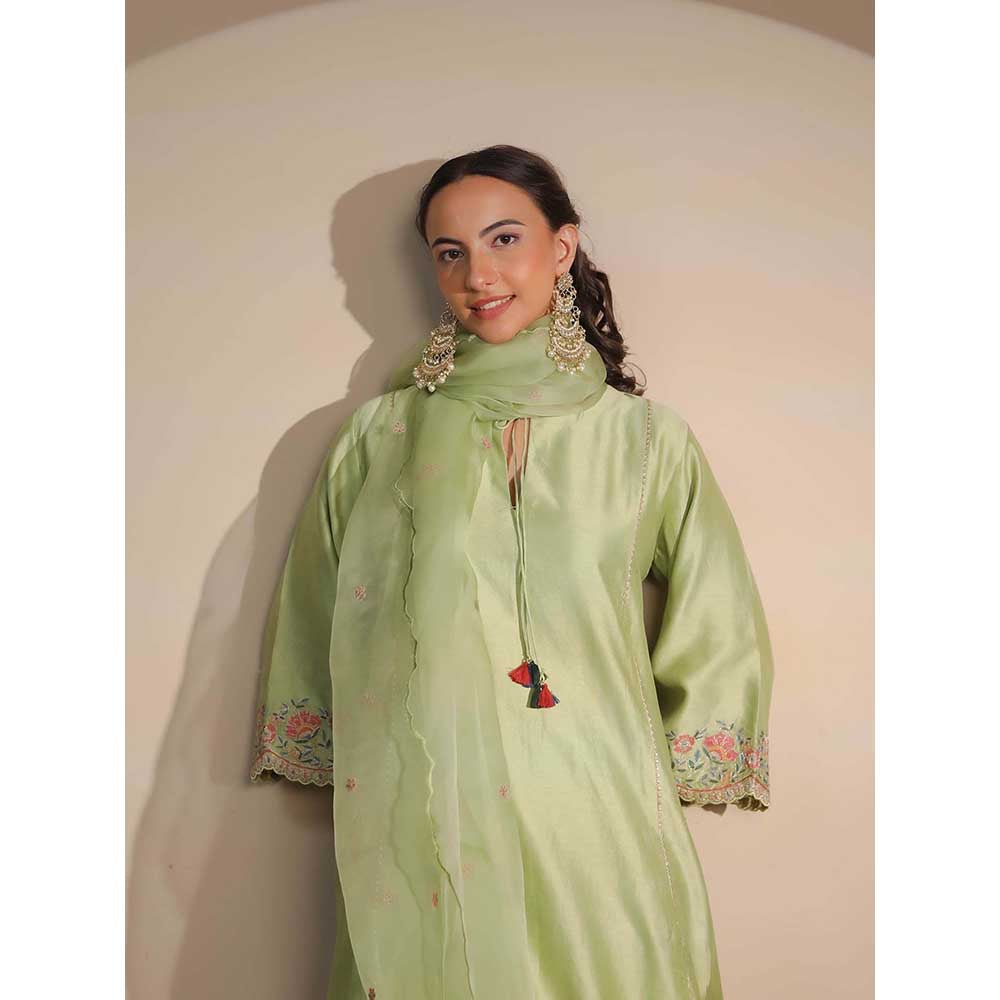 NEMAANI Green Kurta with Pant and Dupatta (Set of 3)