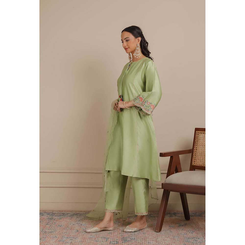 NEMAANI Green Kurta with Pant and Dupatta (Set of 3)