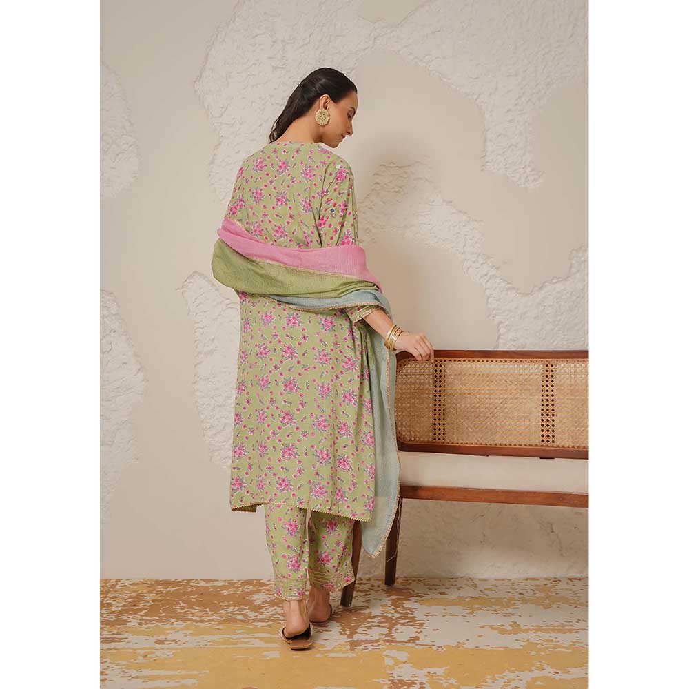 NEMAANI Aaina Green Kurta with Pant and Dupatta