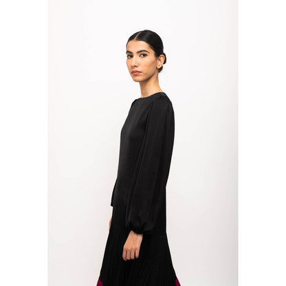 NEORA BY NEHAL CHOPRA Black & Wine Gather Maxi Dress