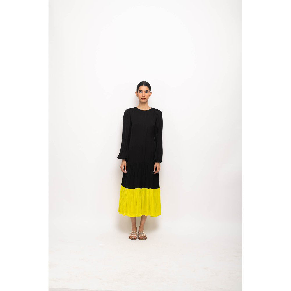 NEORA BY NEHAL CHOPRA Black & Yellow Gather Maxi Dress