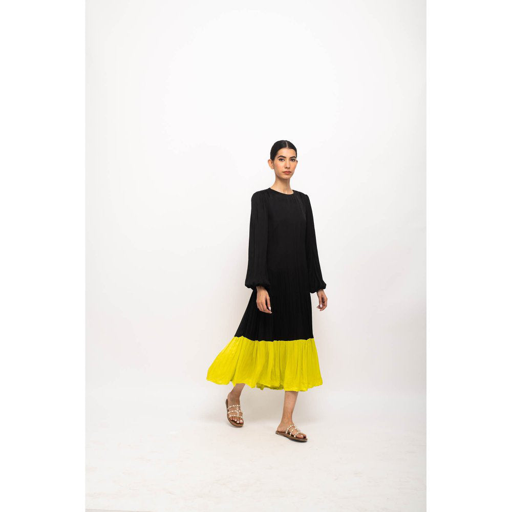 NEORA BY NEHAL CHOPRA Black & Yellow Gather Maxi Dress