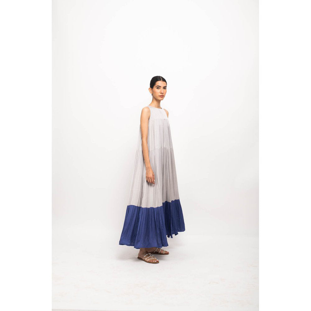 NEORA BY NEHAL CHOPRA Grey & Navy Blue Halter Neck Maxi Dress
