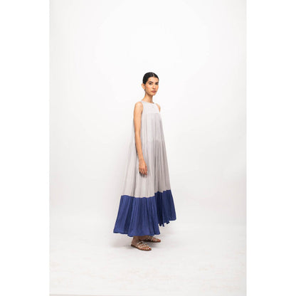 NEORA BY NEHAL CHOPRA Grey & Navy Blue Halter Neck Maxi Dress