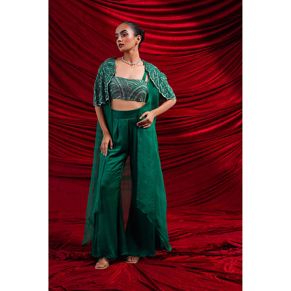 Nidhi Gupta Designs Green Rasa Cape with Bralette and Pant (Set of 3)