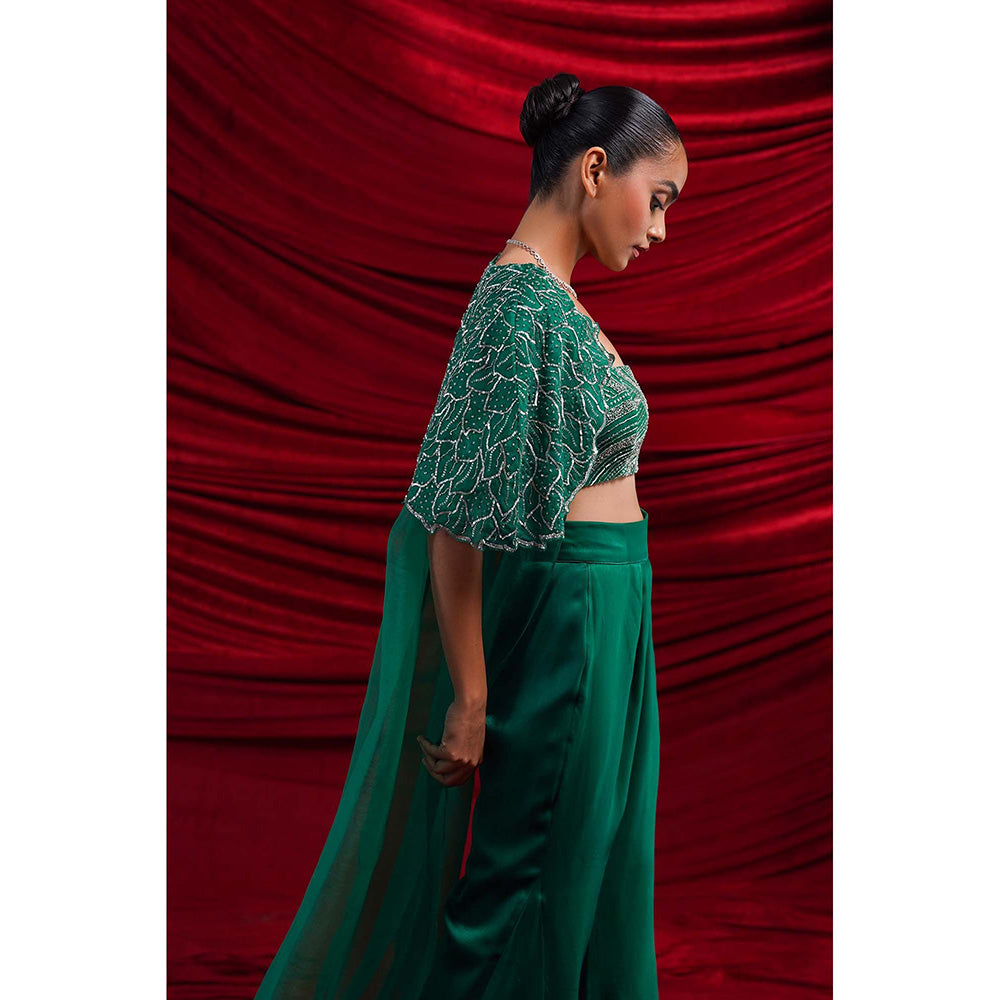 Nidhi Gupta Designs Green Rasa Cape with Bralette and Pant (Set of 3)