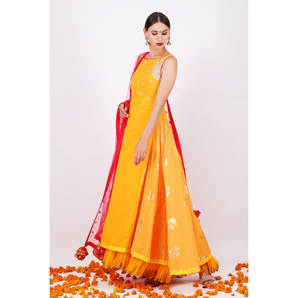 Nikasha Haldi Rani Kalidar Pair With Churidar and Dupatta - Set of 3