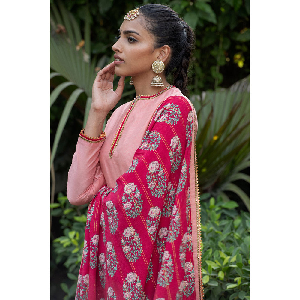 Nikasha Pink Gota Work Kurta With Pantd & Dupatta (Set of 3)