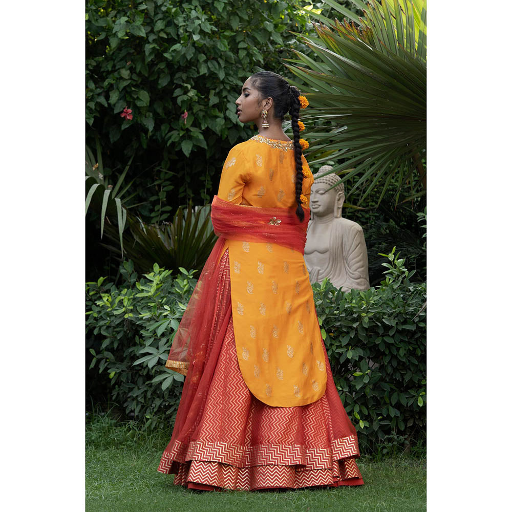 Nikasha Yellow Printed Kurta With Lehenga & Dupatta (Set of 3)