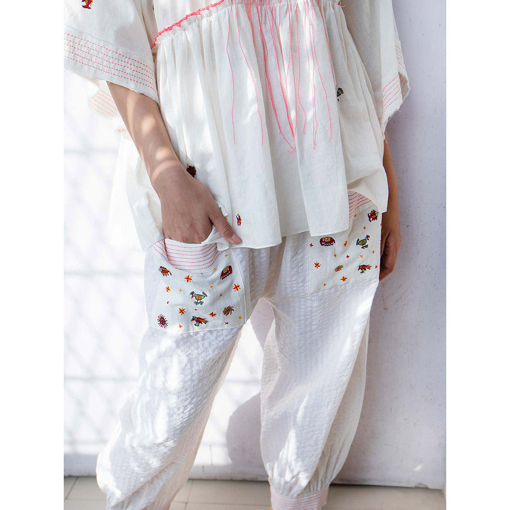 Nikasha Bulbul Pocket Embroidered Pant