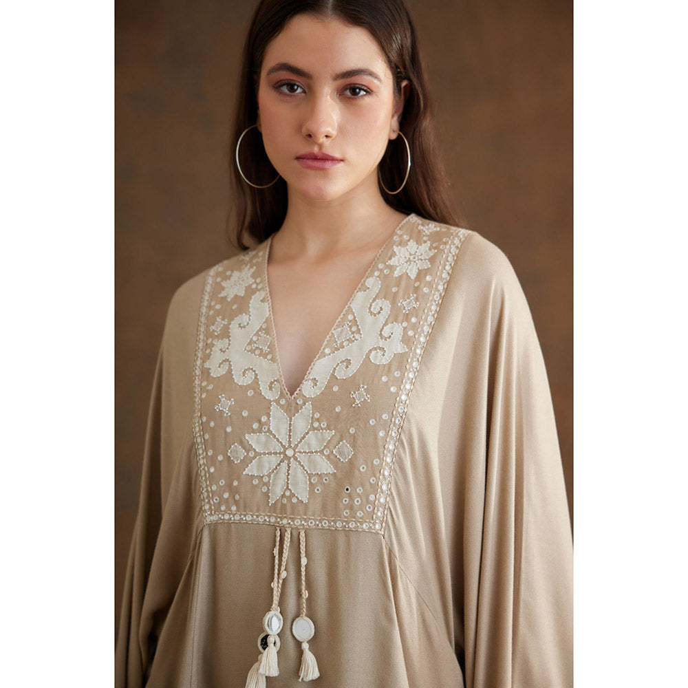 Nikasha Fawn Applique Embroidered Kaftan (Set of 2)