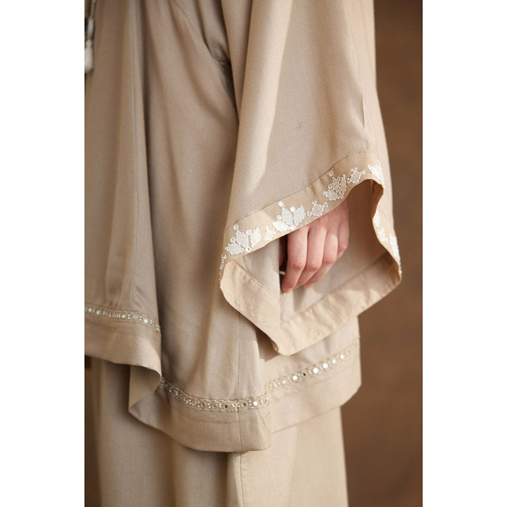 Nikasha Fawn Applique Embroidered Kaftan (Set of 2)