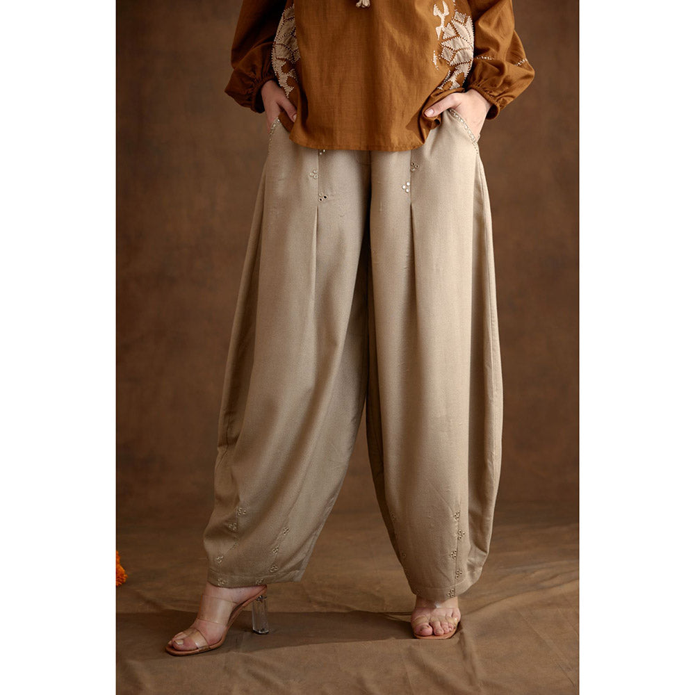 Nikasha Fawn Baggy Pant