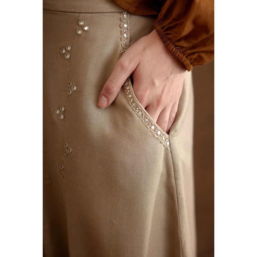 Nikasha Fawn Baggy Pant